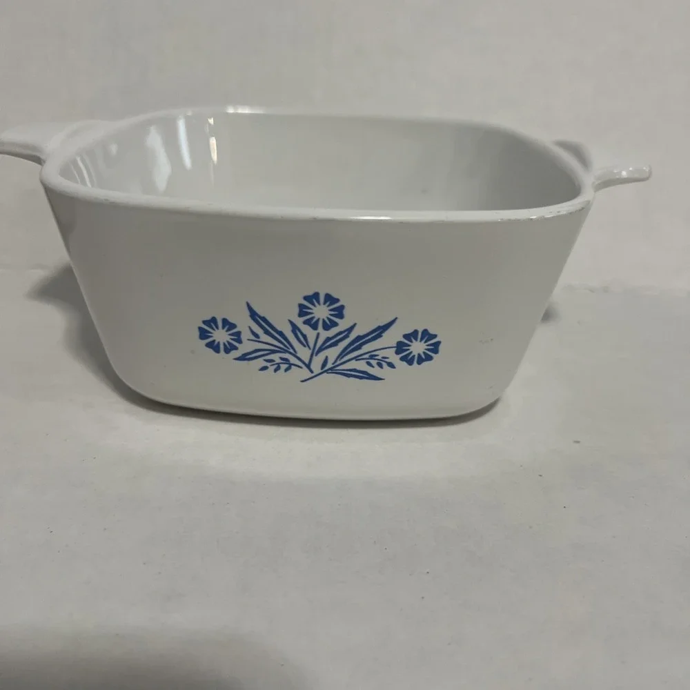 Corning Ware Casserole Dish Petite Blue Cornflower. Set Of Two 2¾ Cups P-43